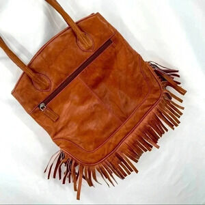 East West Tan Leather Boho Fringe Shoulder Bag Purse Snap Closure Vintage